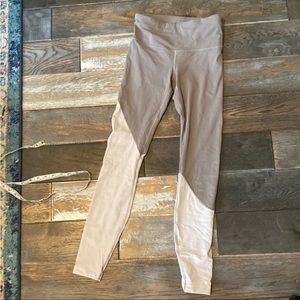 Lululemon Grey + White Two Tone Leggings